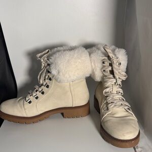 Esprit Women's Cream Fur-Lined Lace-Up Boots size 8